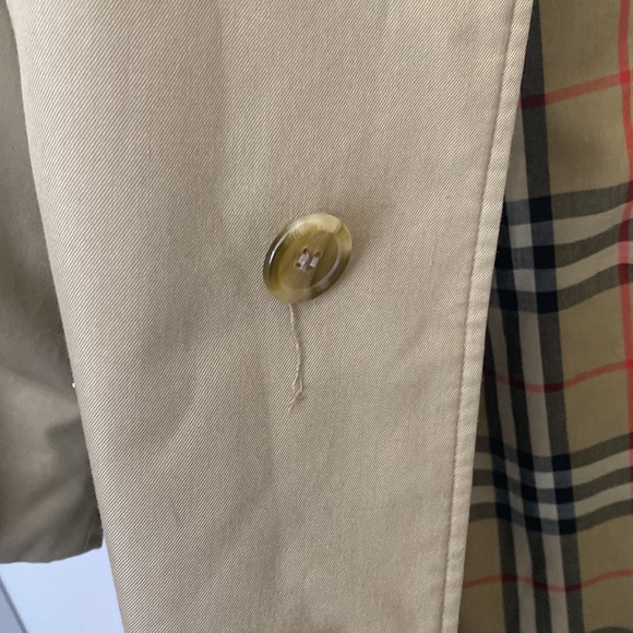 Burberry trench coat 3/4 length - Picture 7 of 12